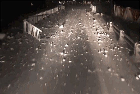 航天泵閥祈福(fu)九寨溝 (2)